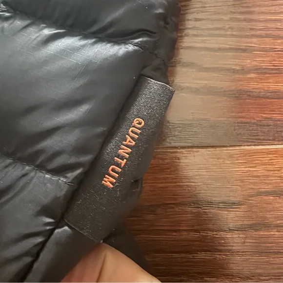 The North Face Women’s Terra Peak Quilted Puffer Jacket, size Medium, Black EUC - Picture 9 of 14